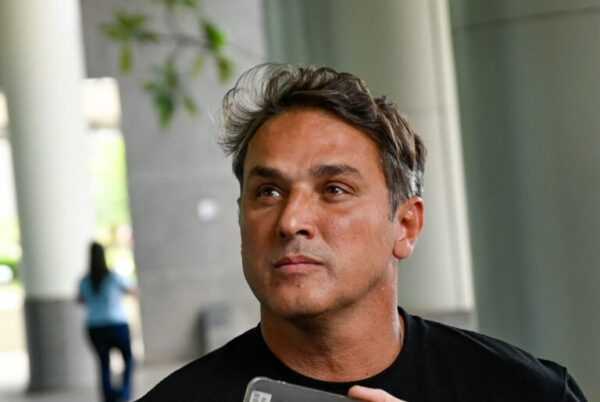 Zucco pede para visitar Bolsonaro na prisão e alega laços de amizade zucco-pede-para-visitar-bolsonaro-na-prisao-e-alega-lacos-de-amizade