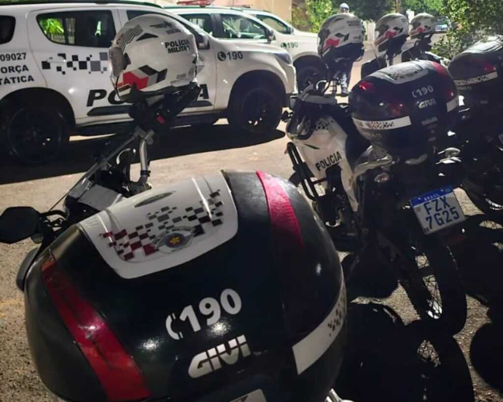 entregador-e-preso-com-drogas-e-balanca-de-precisao-em-garca