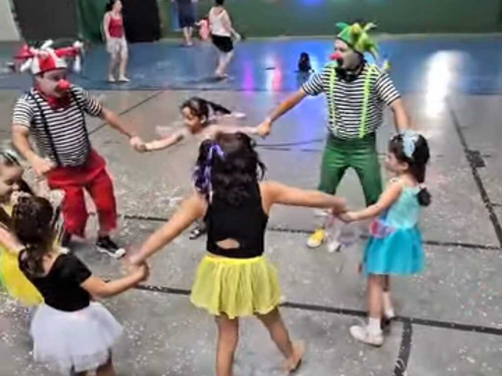 marilia-e-tupa-tem-desfile,-matines-e-shows-nesta-terca-feira